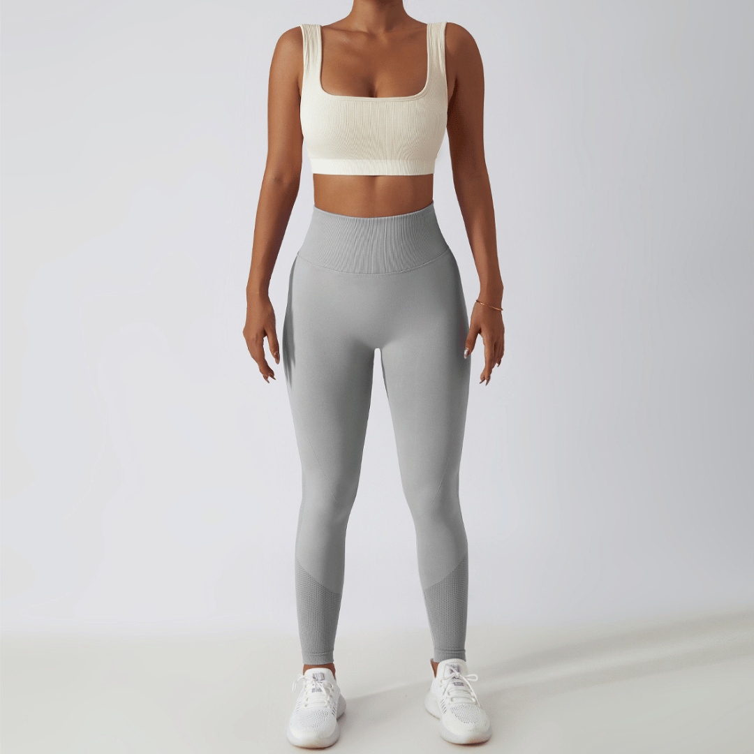 Comfortable FlexFit high waist activewear leggings, designed for sculpting & unrestricted movement.