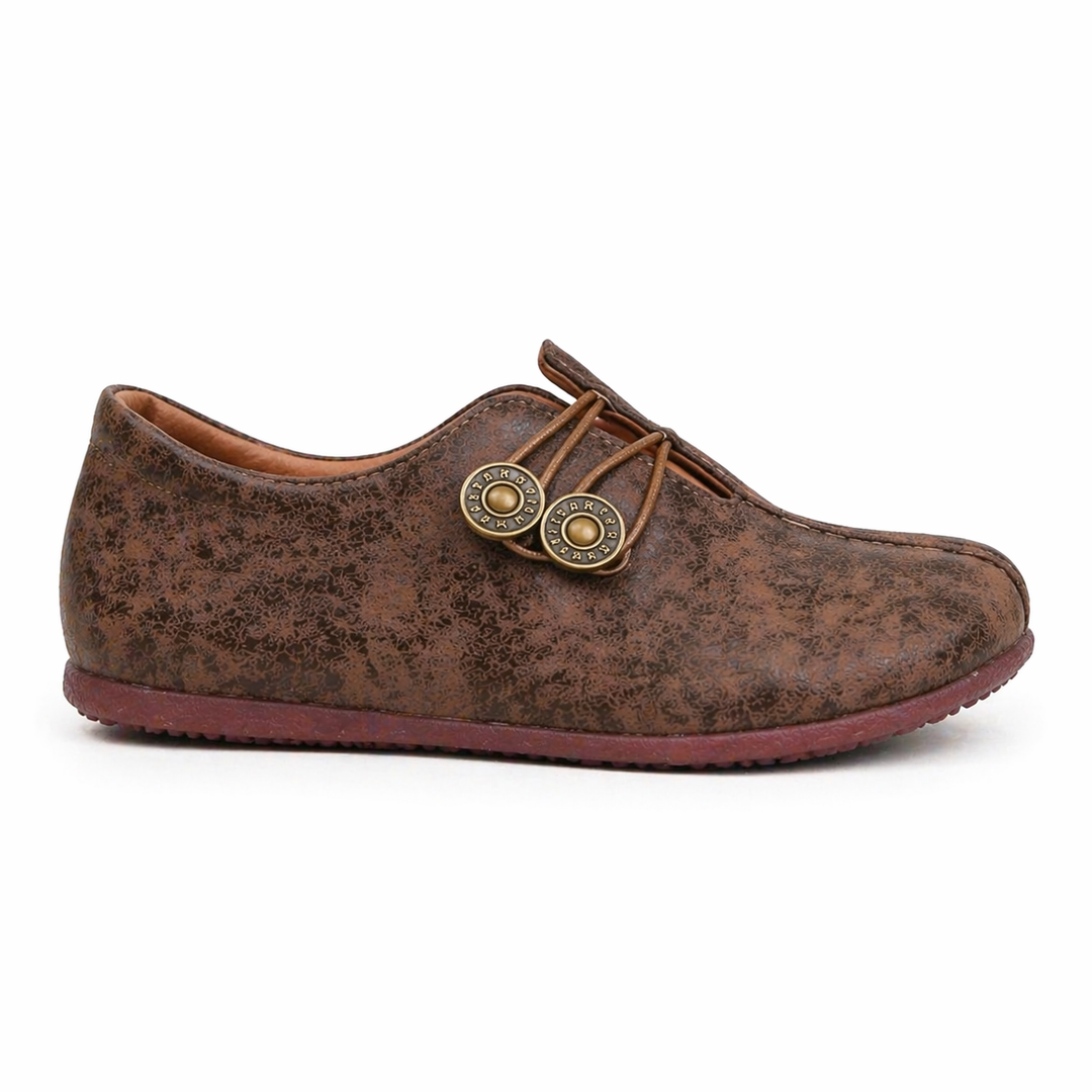 Women's comfortable slip-on barefoot shoes, perfect for everyday natural walking. Flexible, lightweight, and easy to wear.