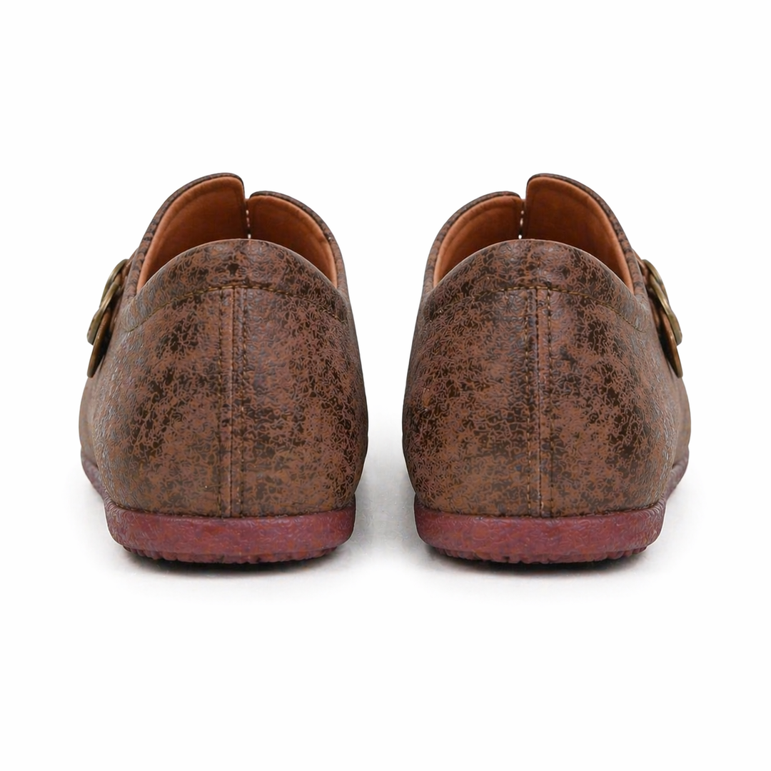 Simple women's slip-on barefoot shoes. Flexible design with zero drop for natural comfort and a lightweight feel.