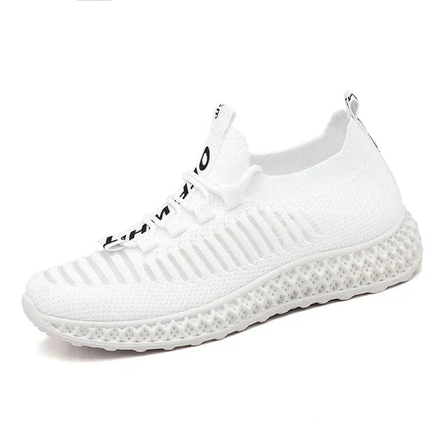 Fashionable women's casual sneakers with a cushioned sole, perfect for everyday style & comfort.