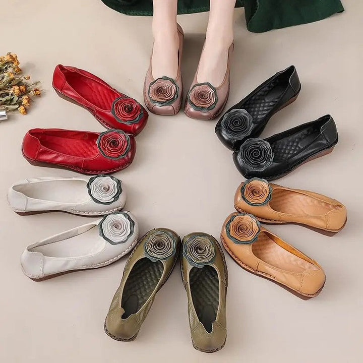 Modern women's floral slip-on loafers, combining exquisite appliqué design with ultimate comfort.