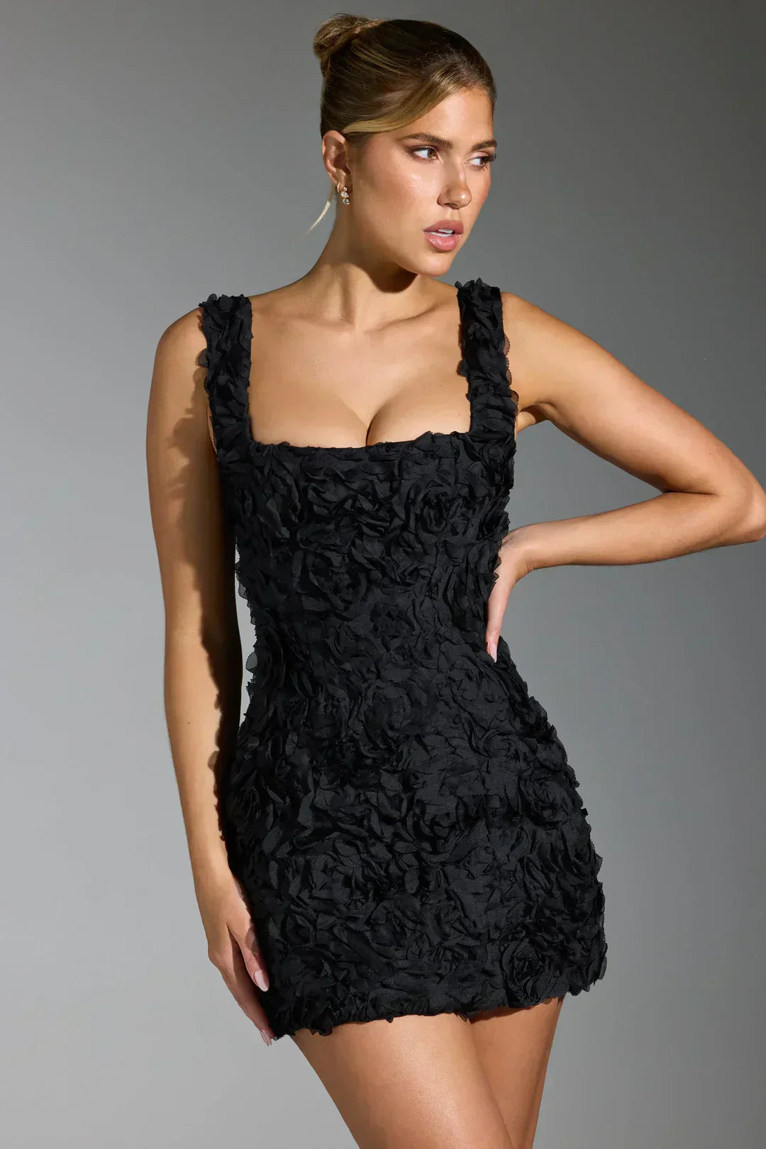 Women's elegant floral mini dress, corset fit accentuates the figure, summer essential