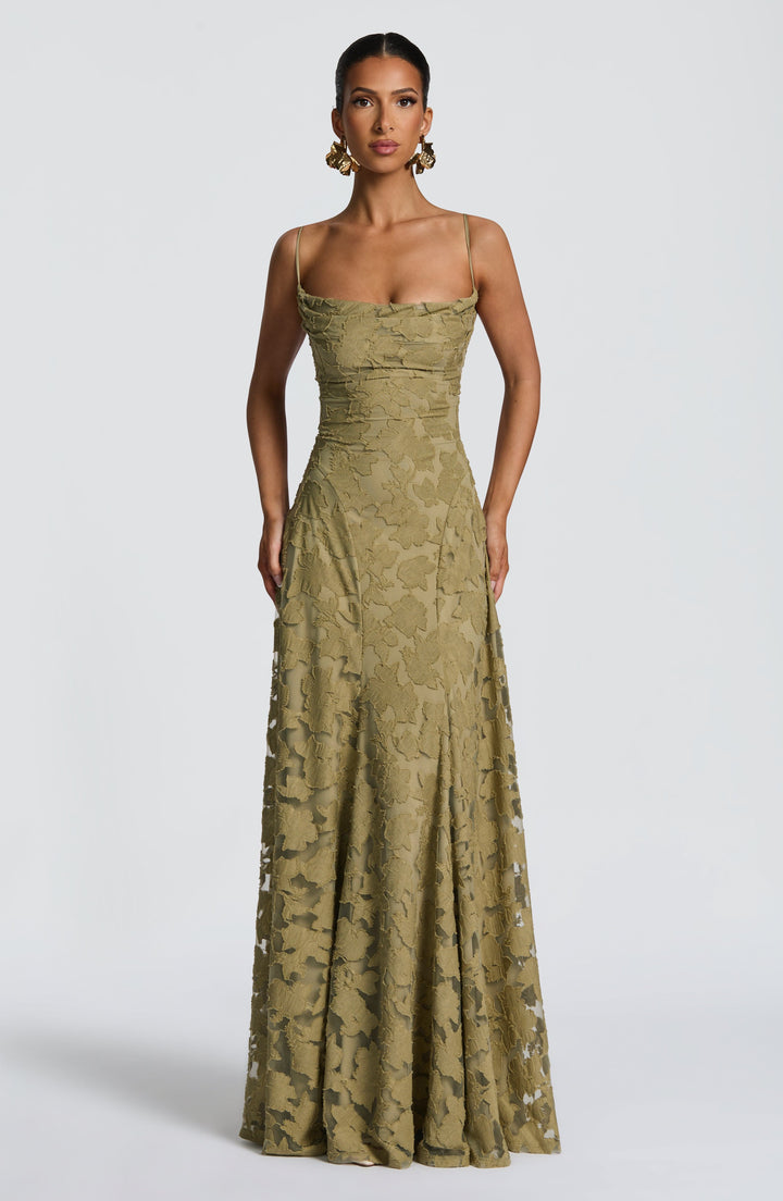 Flowy A-line floral maxi dress for women, ideal as a summer or evening party outfit.