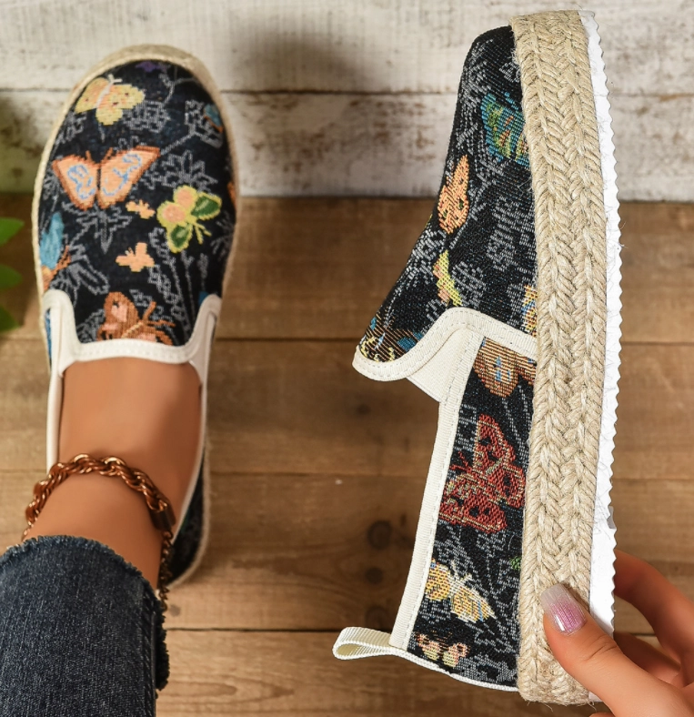 Women's floral print platform espadrilles, perfect for summer casual wear & elevated style.