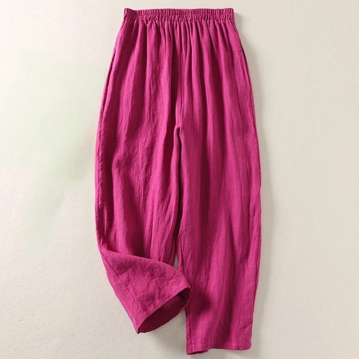 Relaxed fit women's wide-leg pants with a flowy silhouette, blending comfort with trendy women's fashion.