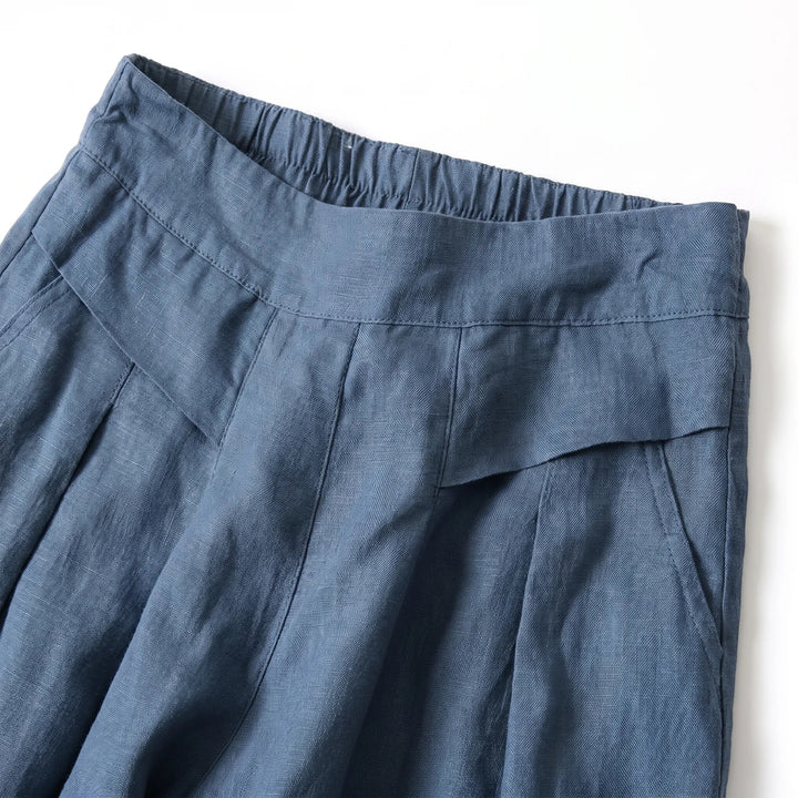Comfortable women's wide leg summer pants in a soft, flowy fabric, ideal for warm weather.