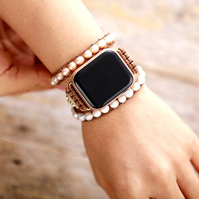 Handmade freshwater pearl Apple Watch band, multi-wrap design for women, stylish and comfortable.
