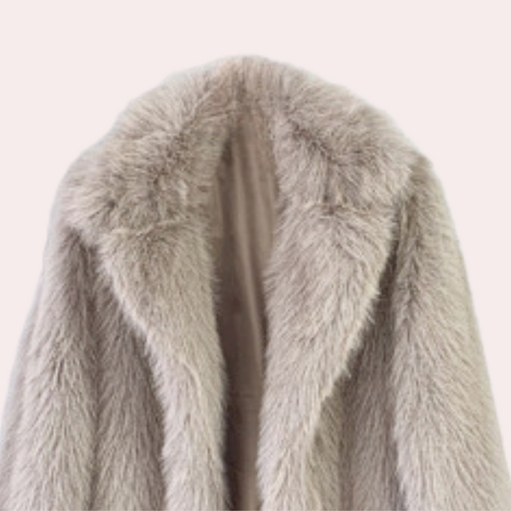 Women's Gariela Comfy Lange Teddy Jas. Cozy, warm, long winter coat with effortless style.