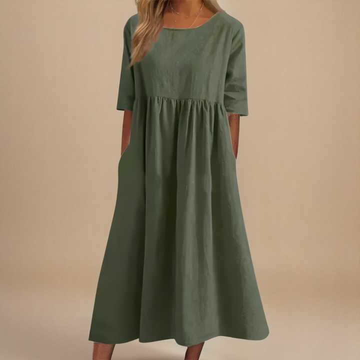 Women's gathered waist half-sleeve midi dress, perfect for effortless casual style and everyday comfort.