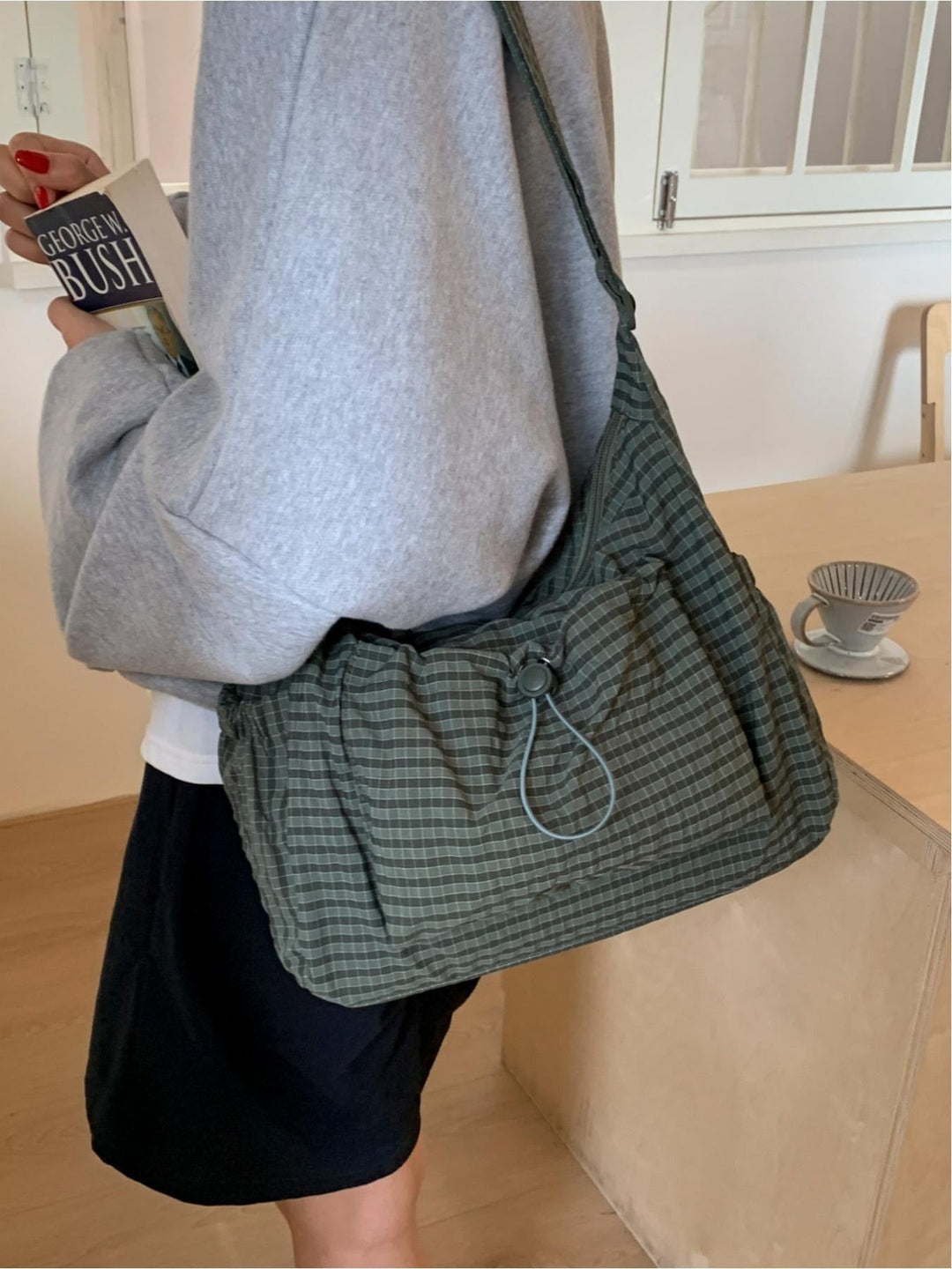 Gingham cotton canvas women's shoulder bag with a soft padded strap, great for daily casual wear.