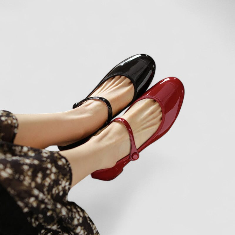 Stylish women's footwear: glossy Mary Jane shoes with a sturdy block heel & comfortable round toe.