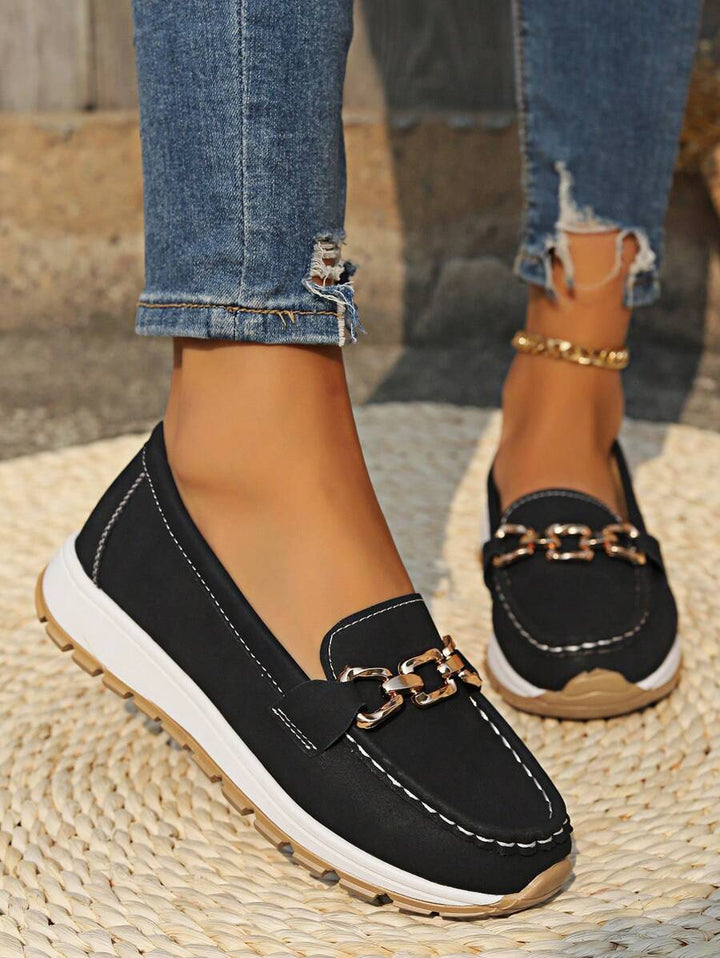 Women's gold chain flatform slip-on loafers, perfect for effortless casual chic style and comfort.