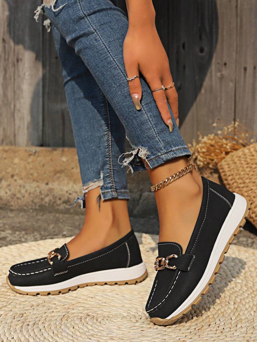 Versatile women's gold chain flatform loafers. Slip-on design and comfortable style for everyday to fashion wear.