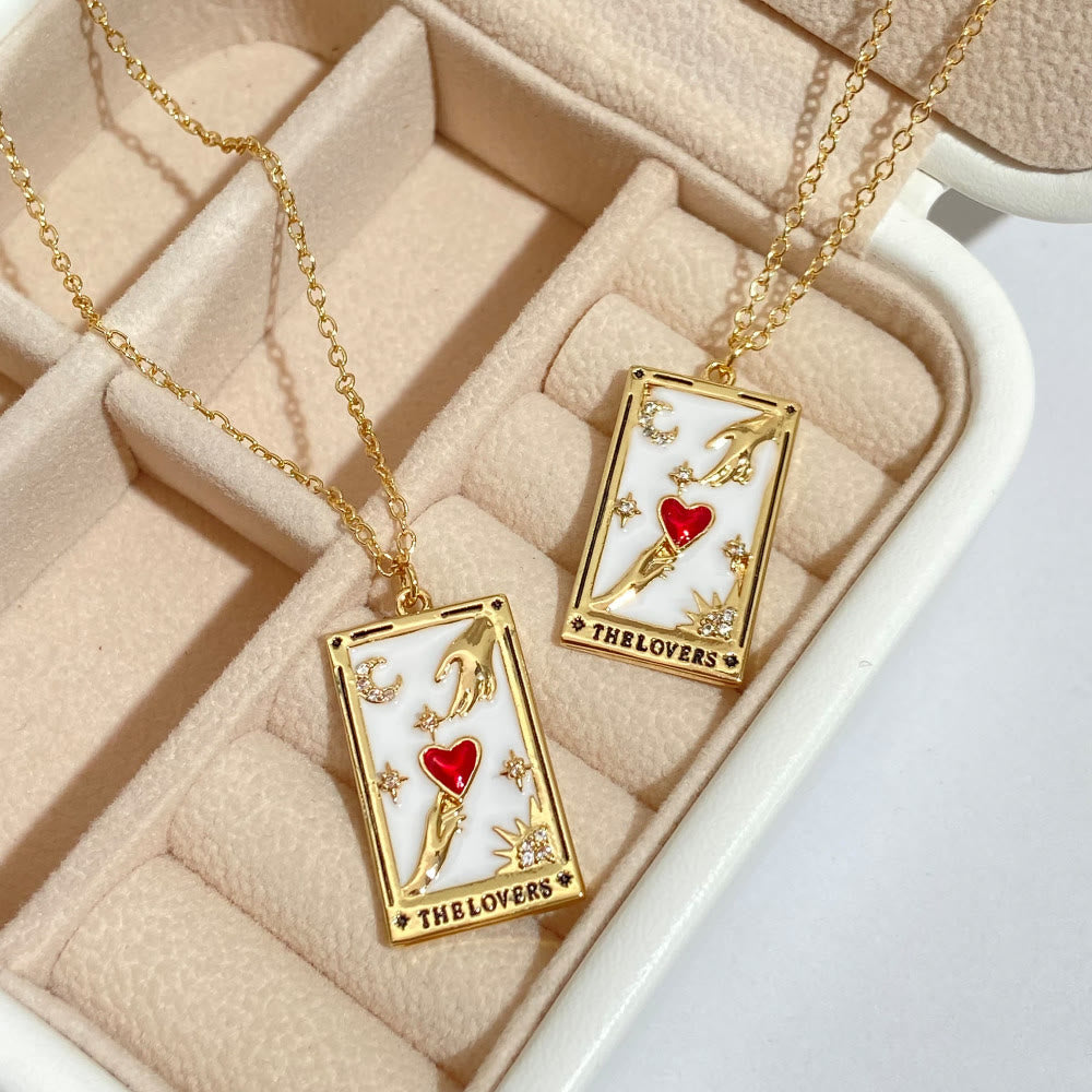 Women's adjustable gold-plated tarot necklace with a sparkling zirconia drop pendant.