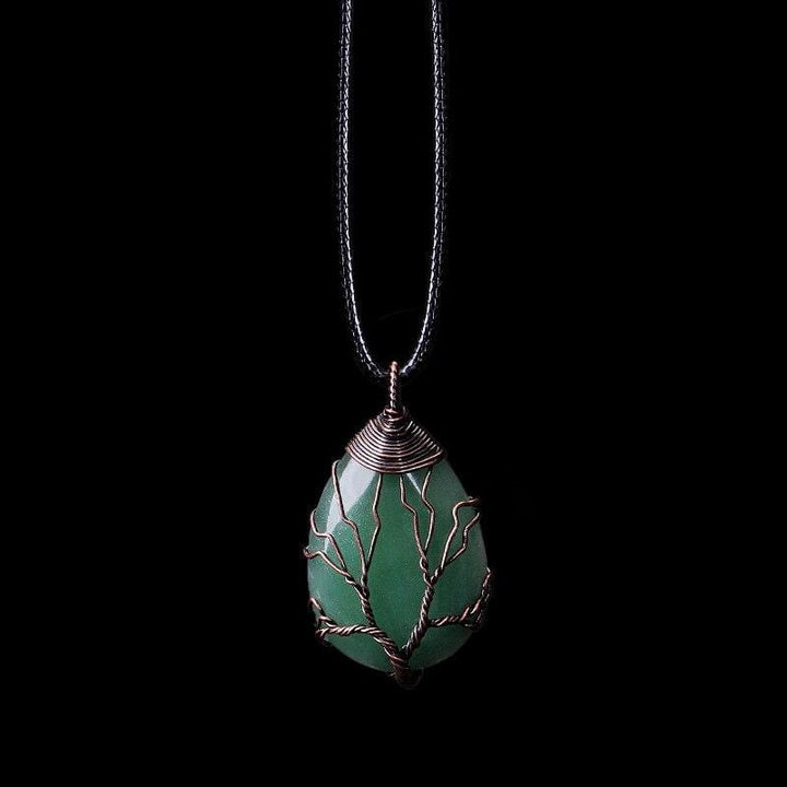 Women's Green Aventurine drop pendant necklace, natural gemstone & boho healing crystal jewelry.
