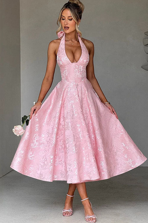 Women's halterneck maxi dress for homecoming, elegant A-line formal gown for special events.
