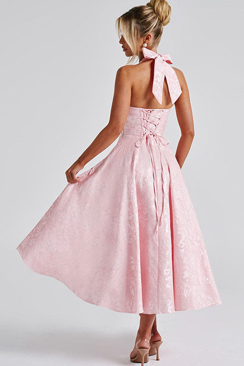 Elegant women's halterneck maxi dress, an A-line evening gown for homecoming.