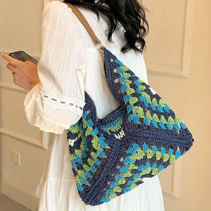 Elegant women's hand-crocheted tote, boho chic, perfect for summer adventures.
