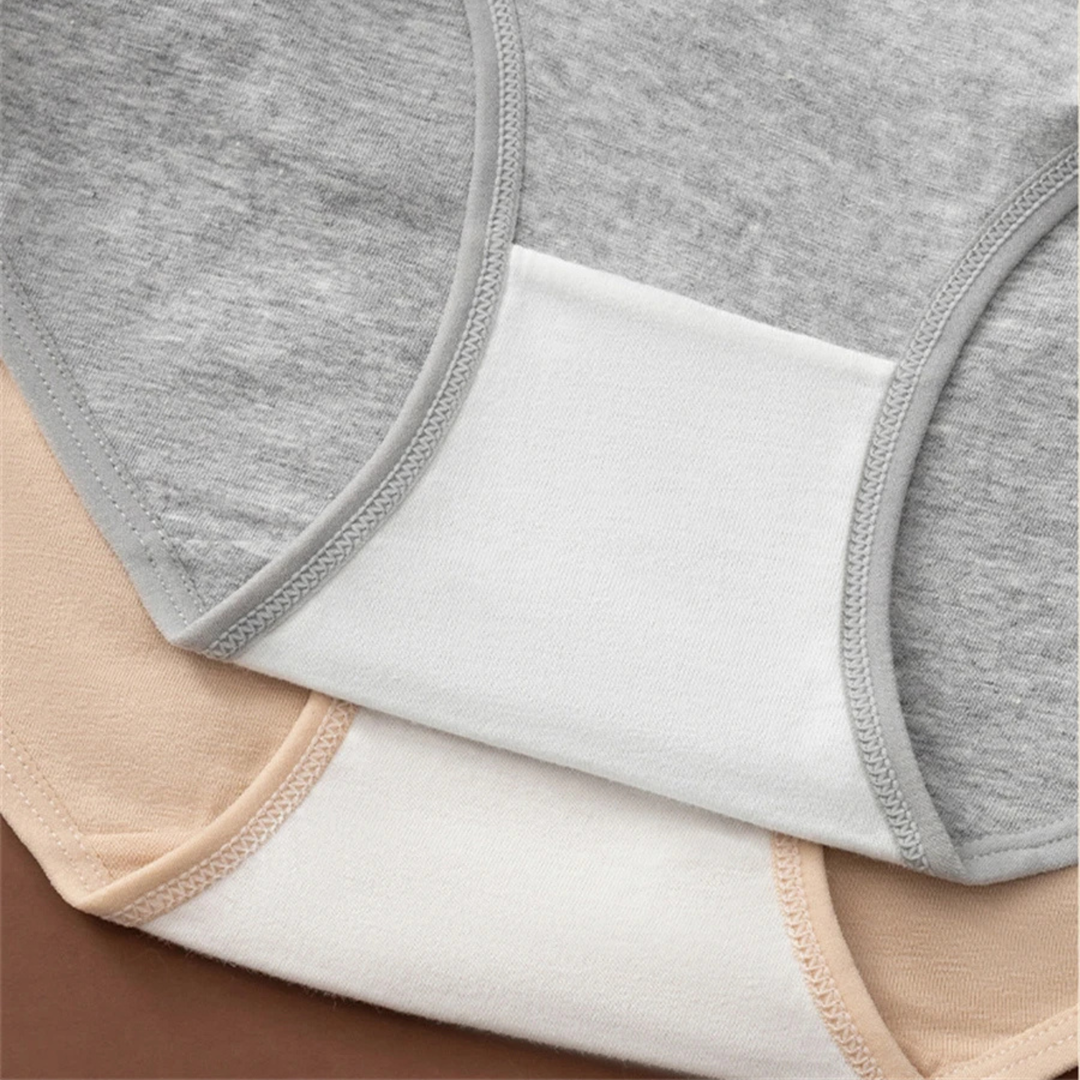 Premium cotton high-waist briefs for women, soft and breathable underwear designed for ultimate comfort.