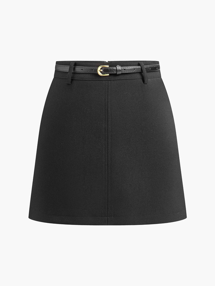 Trendy women's belted A-line mini skirt, high waist for a flattering and modern appearance.