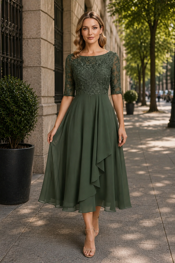 Women's high waist flared midi dress in a comfortable fabric, perfect for effortless casual or elegant summer style.