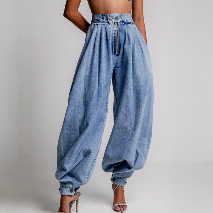 Women's high waist pleated balloon-leg pants in a modern, relaxed fit for comfortable casual wear.