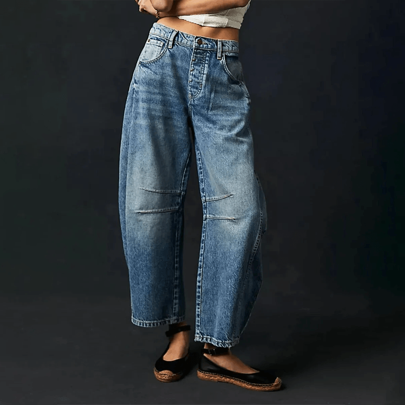 Stylish women's casual high-waisted wide leg jeans for a relaxed, everyday fashion look.
