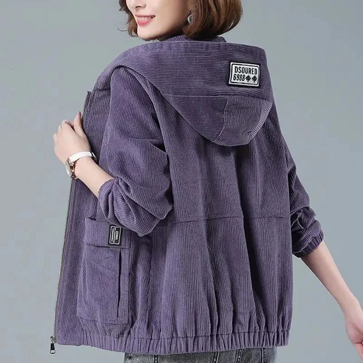 Fashionable women's hooded casual jacket, relaxed fit, long sleeves. Ideal for daily, versatile styling.