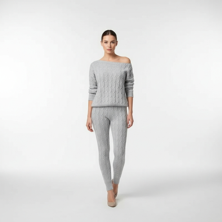 Stylish women's knitted matching set, two-piece comfortwear for everyday autumn wear