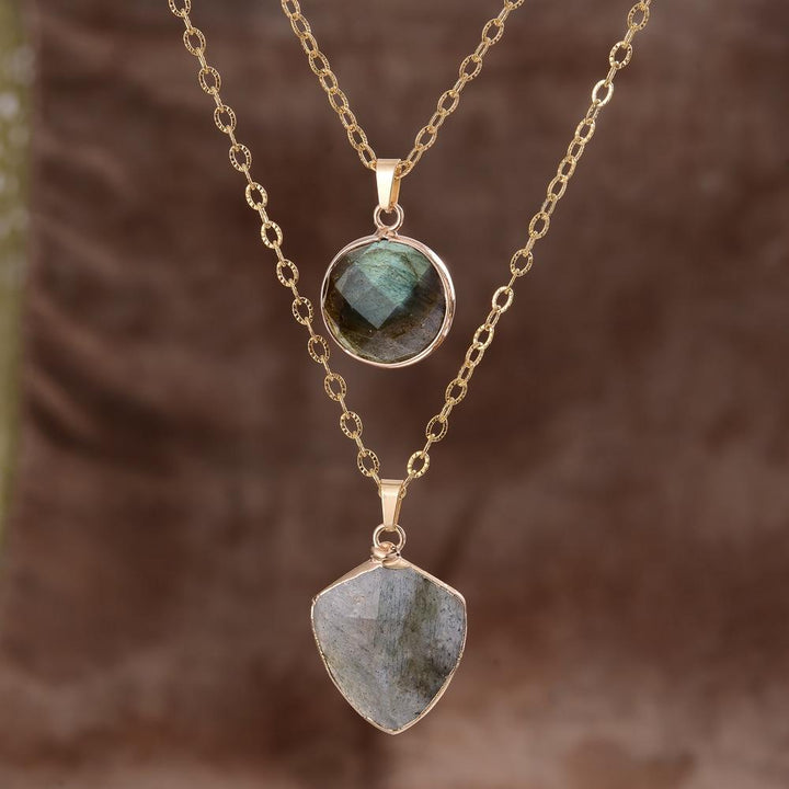 Women's labradorite protection necklace with iridescent blue-green flash for spiritual clarity & energy.