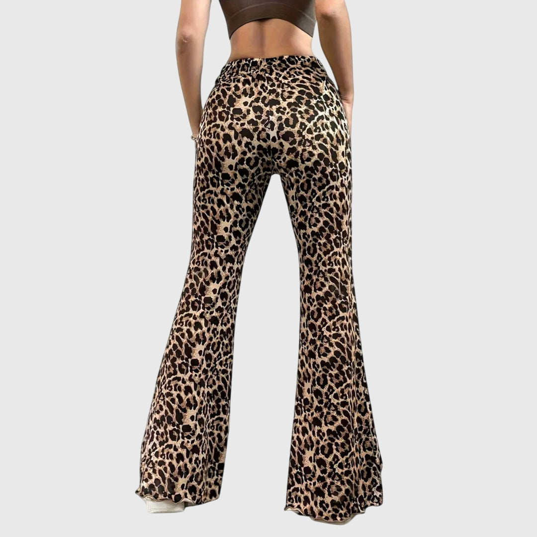 Flattering women's high-waist leopard print bootcut pants. Chic animal print for a comfortable & stylish fit.
