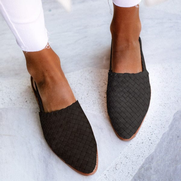 Enjoy warm weather in these comfortable Lia braided women's sandals, ideal for casual and everyday summer wear.
