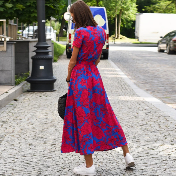 Lightweight women's summer dress for effortless style. Comfortable casual wear, great for vacation.