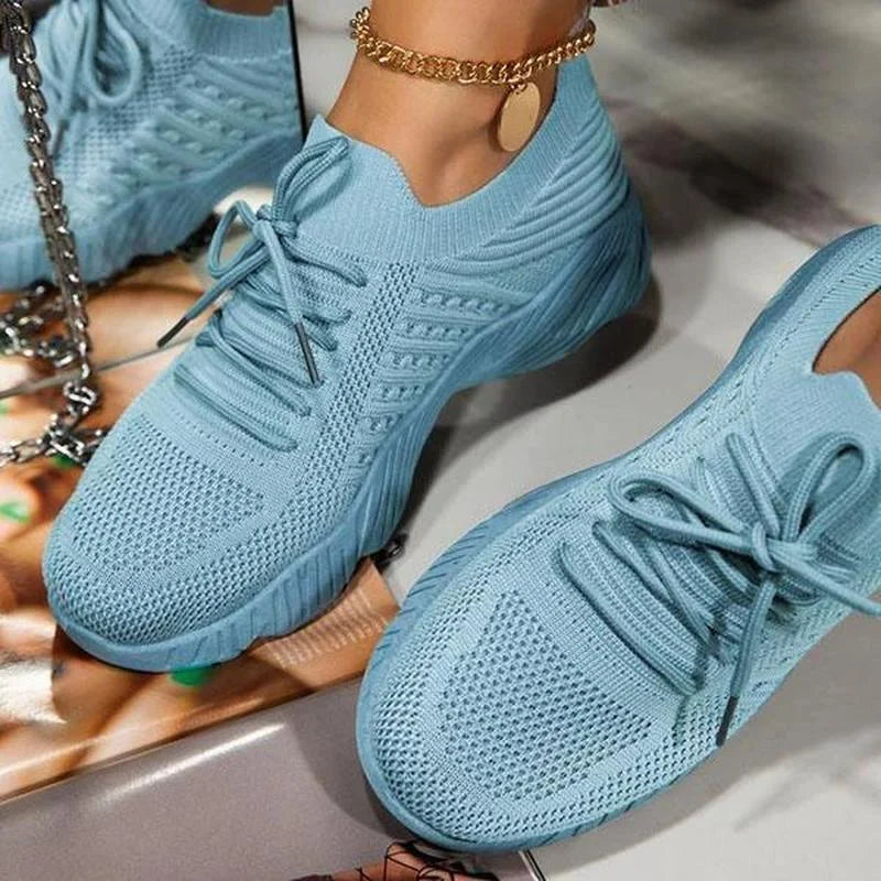 Women's lightweight mesh sneakers, breathable, non-slip sole, providing all-day comfortable support.