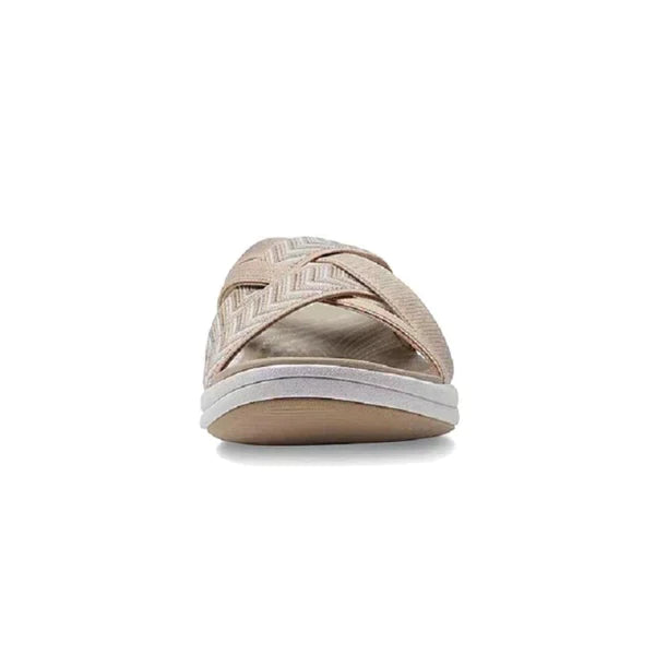 Women's walking sandals, lightweight & shock-absorbing with arch support for superior comfort.