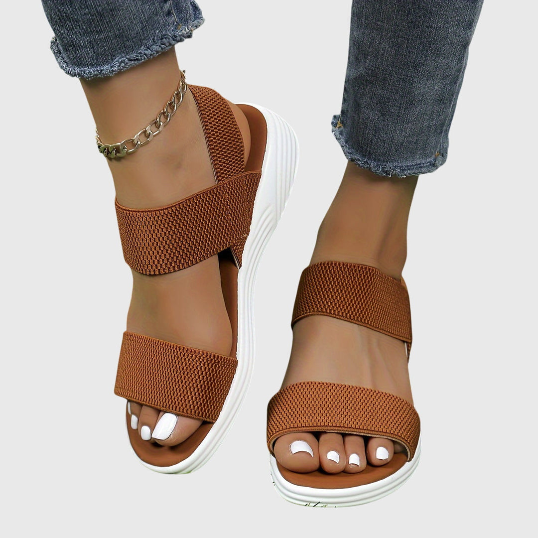 Modern women's orthopedic sandals, lightweight, adjustable arch support for stylish daily comfort.