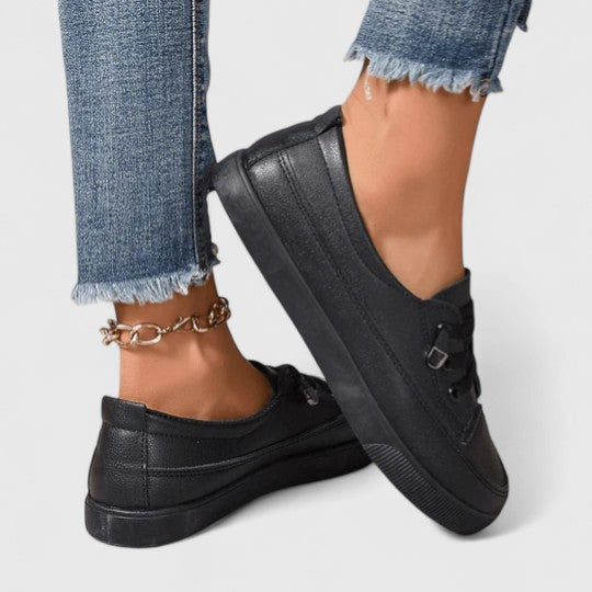 Casual women's orthopedic sneakers with arch support, lightweight & comfortable for everyday walking.