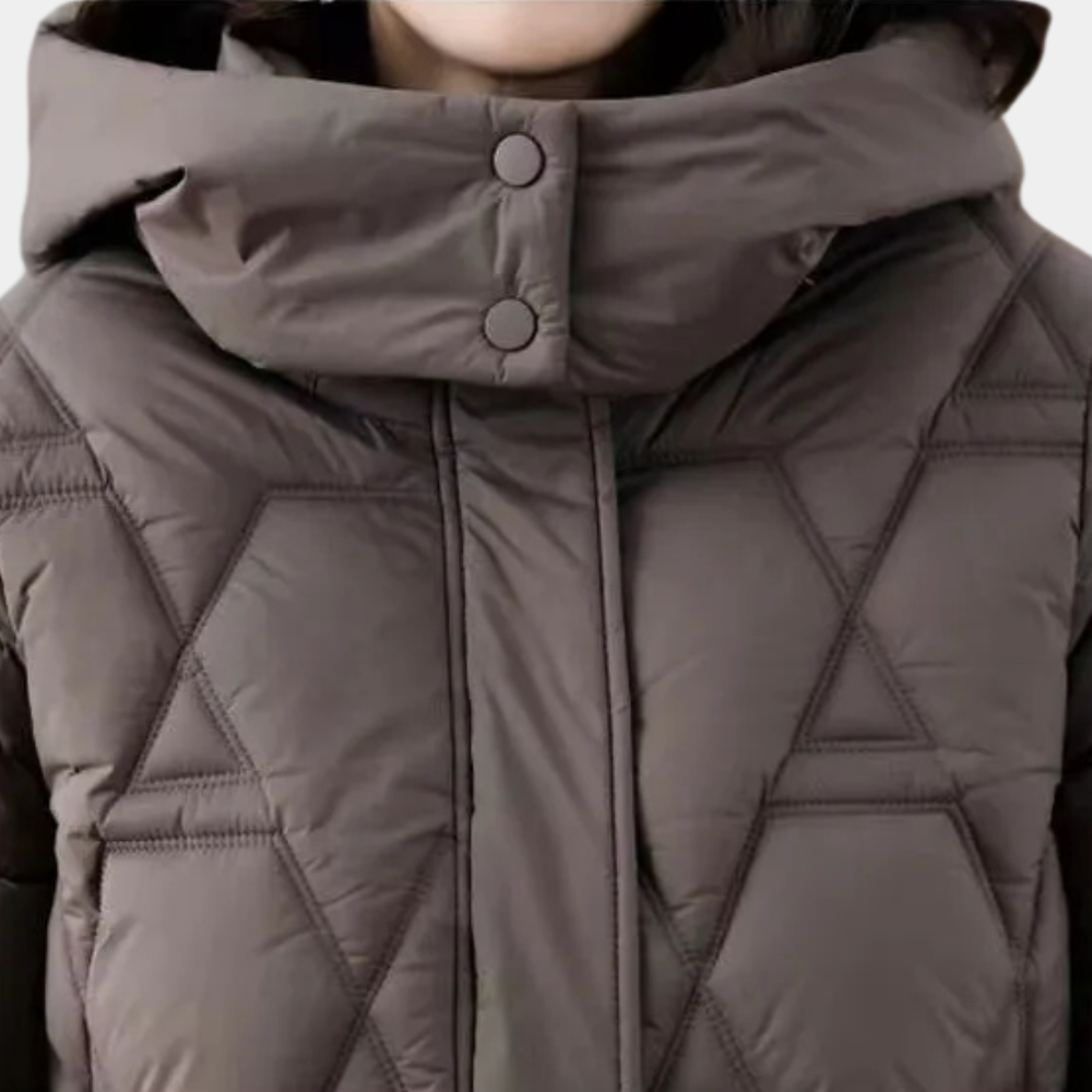 All-season women's quilted jacket, Romy model. Lightweight outerwear for elegant comfort.