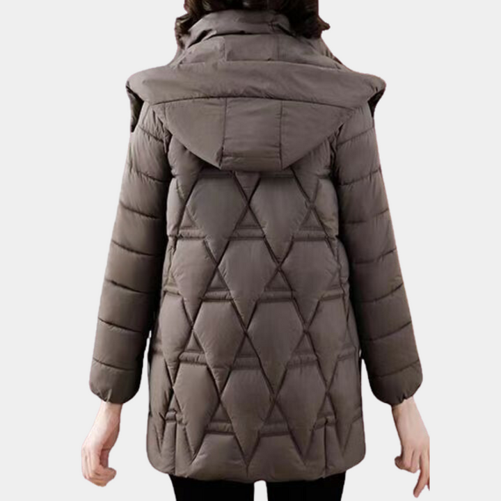 Women's fashion Romy quilted jacket. Lightweight outerwear, perfect for layering in any season.