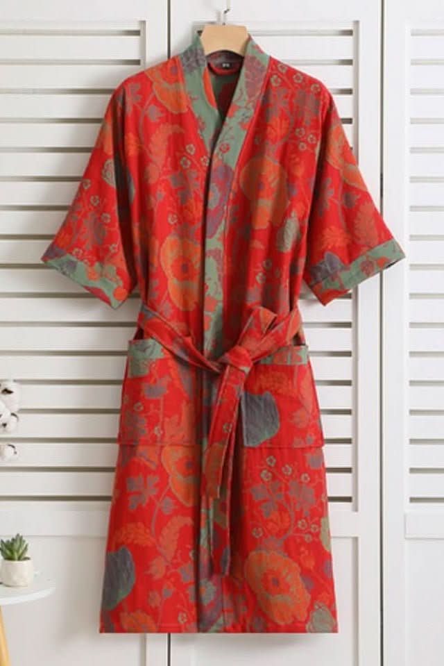 Elegant women's spa robe, designed for breathability and a luxurious feel.