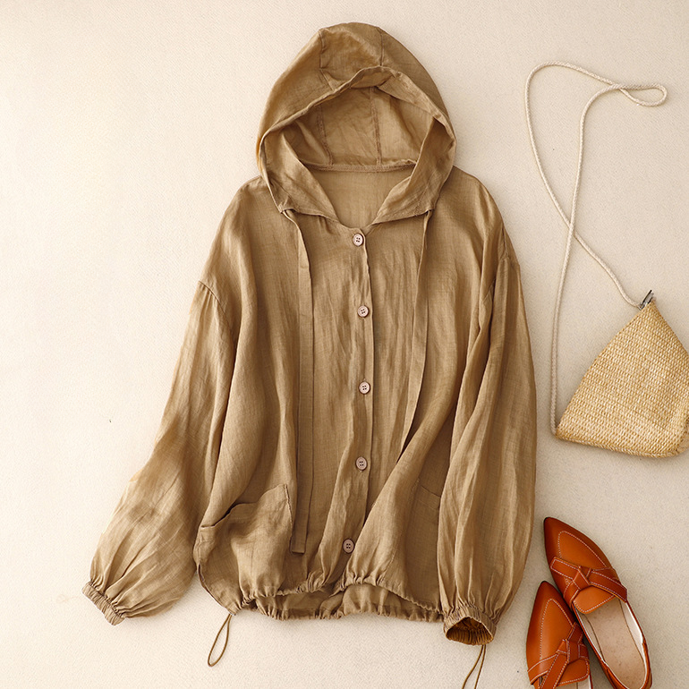 Lightweight women's hoodie, a casual and breathable long-sleeve top for summer.