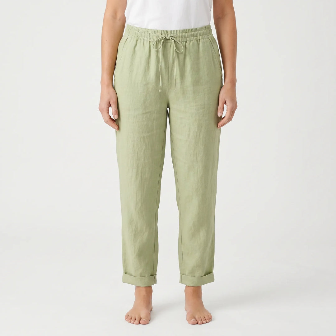 Comfortable women's summer pants, lightweight & relaxed fit, perfect for casual outings or vacation style.