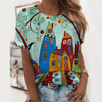 Stylish women's printed t-shirt for summer, lightweight and stretchy with a round neck