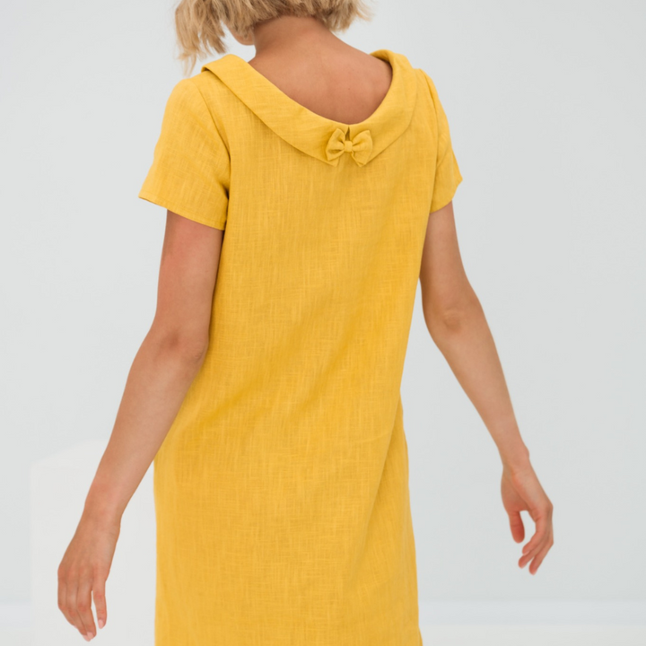 Stylish women's linen blend summer dress, LinaLuft, in a light color, comfortable for warm weather