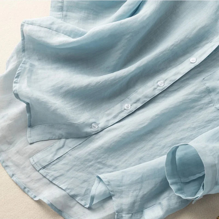 Women's Élise blouse, a comfortable, relaxed fit top with a stylish mandarin collar, perfect for versatile daily outfits.