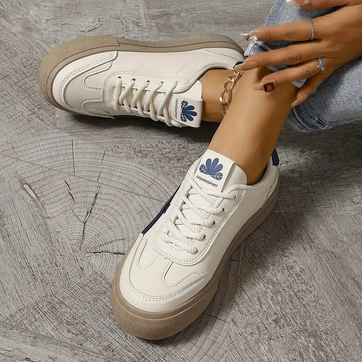 Women's Livia orthopedic low sneakers, designed for ultimate comfort and pain relief, ideal for all-day wear.