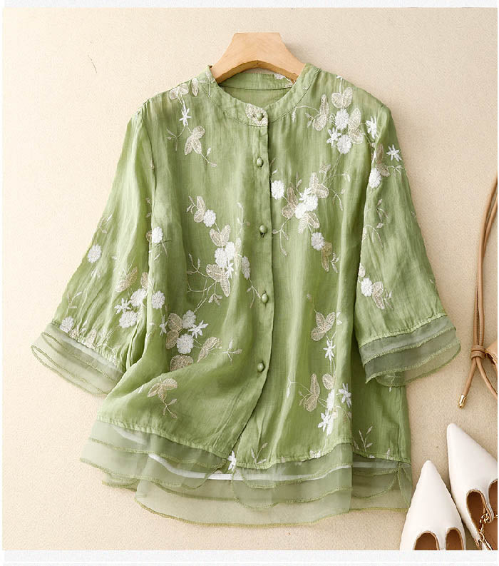 Women's long sleeve floral chic blouse, perfect for spring and summer casual elegance.
