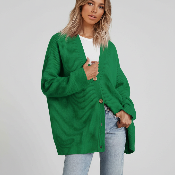 Autumn/winter women's knitwear: a loose cashmere V-neck waistcoat in a sophisticated design