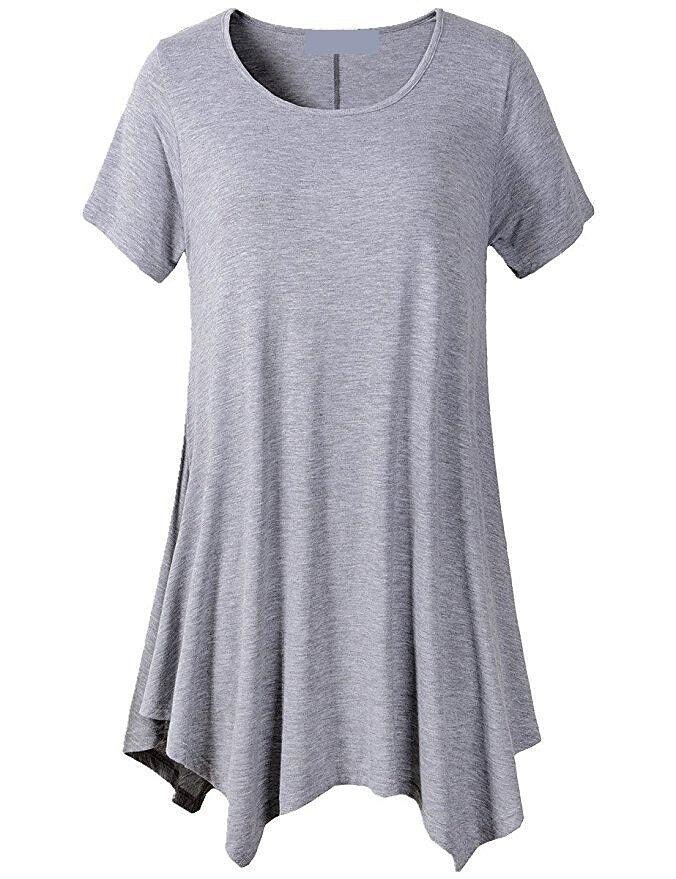 Women's short sleeve T-shirt, loose fit design, perfect for a relaxed look.