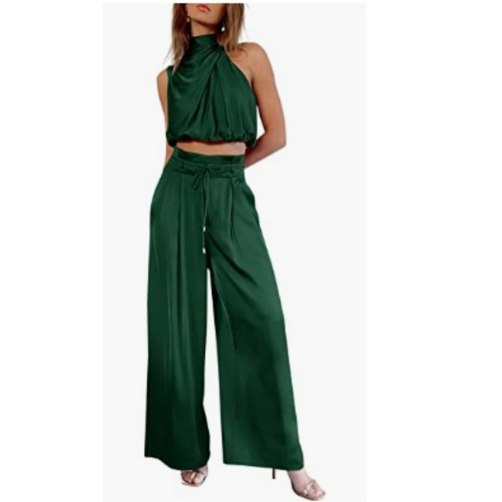 Comfortable women's loose fit summer jumpsuit. Stylish sleeveless design, perfect for warm weather casual fashion.